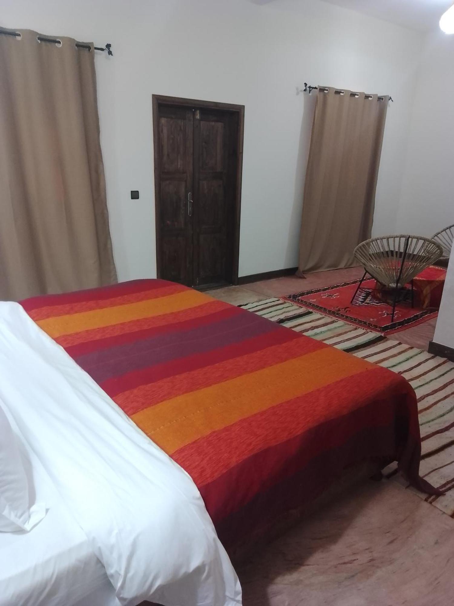 Хостел Kasbah Dar Bahnini Скура Экстерьер фото